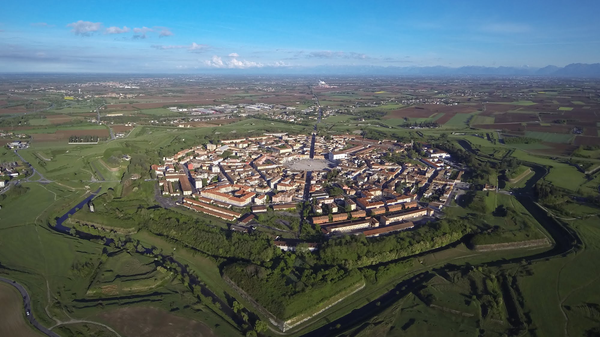La ciudad fortificada de Palmanova en Italia
