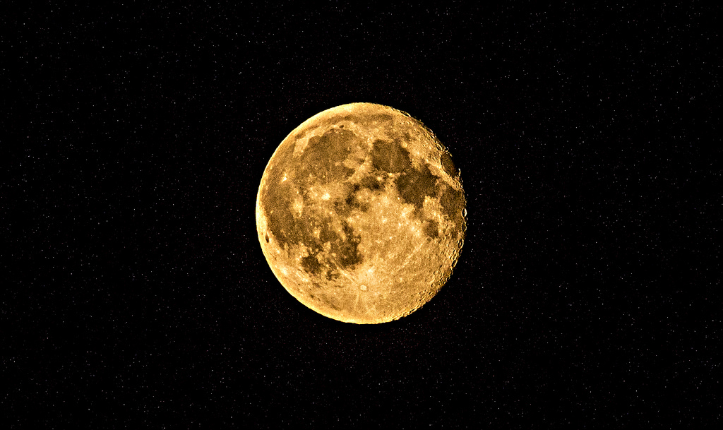 El eclipse lunar total más largo del siglo 21 será en un mes