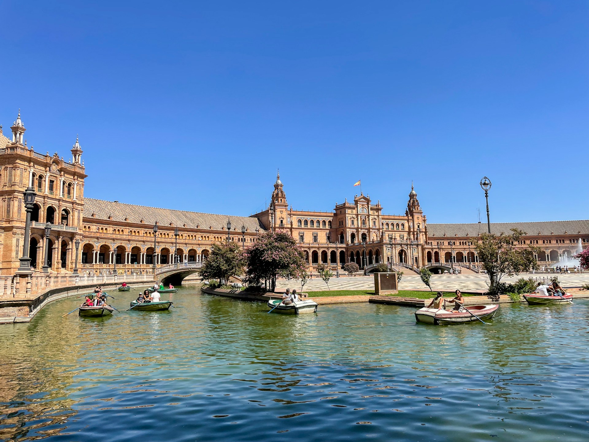 plaza-de-españa-sevilla plaza-de-españa-sevilla