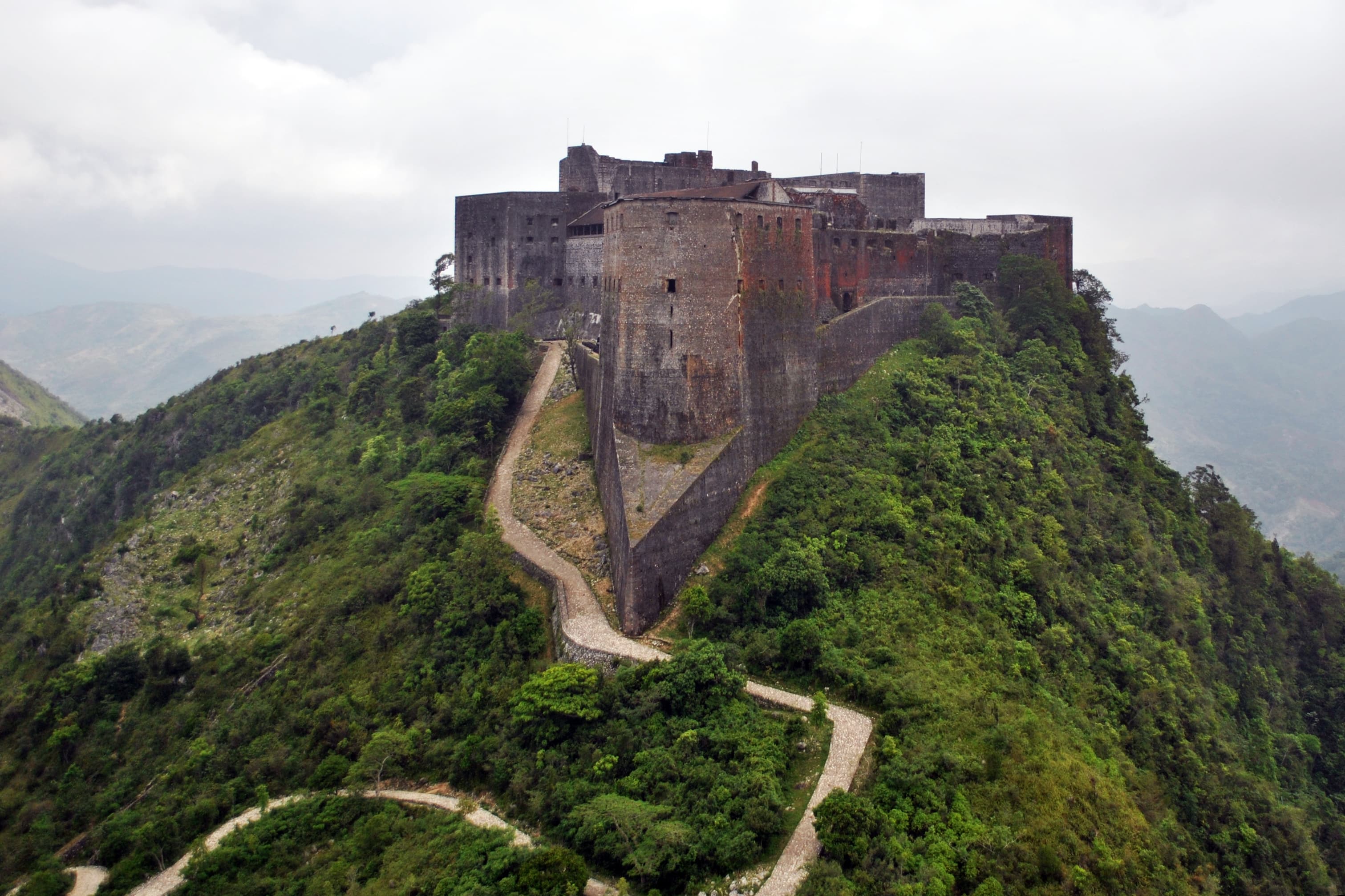 La Citadelle Laferrière es, junto con las ruinas de Sanc-Souci, Patrimonio de la Humanidad de la UNESCO.