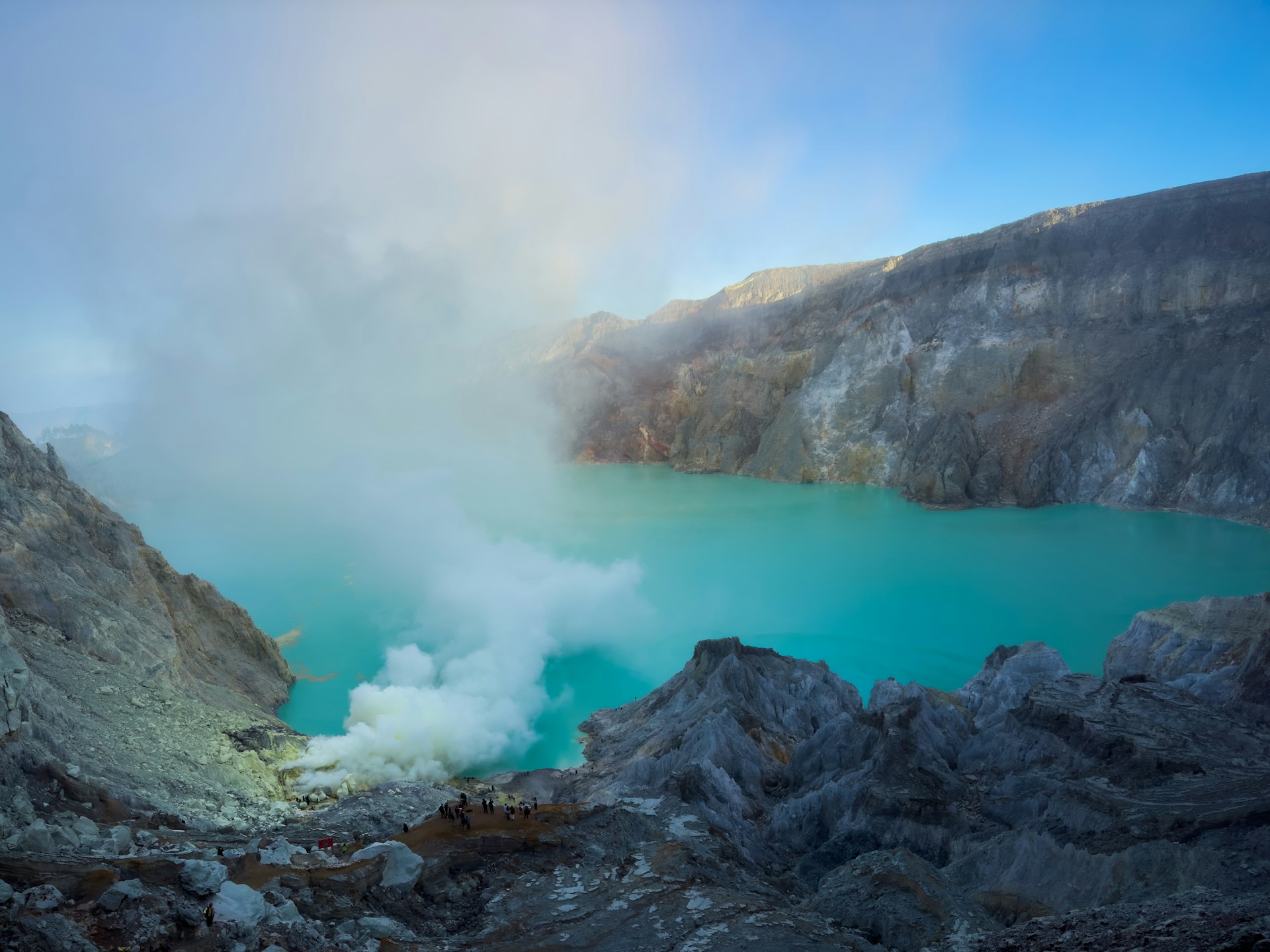 Kawah Ijen-indonesia Kawah Ijen-indonesia
