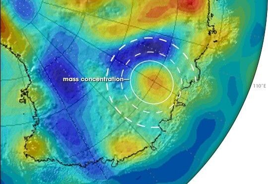 cráter de impacto en la Antártida