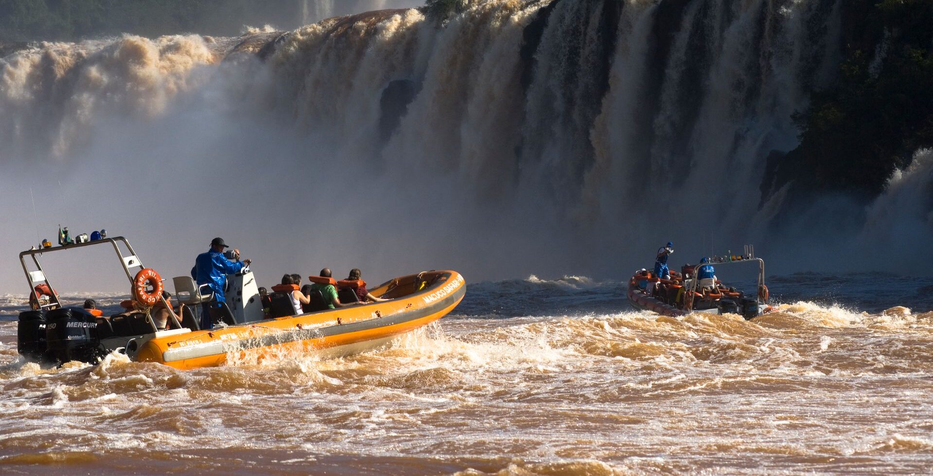 paseos-en-bote-cataratas-del-iguazú